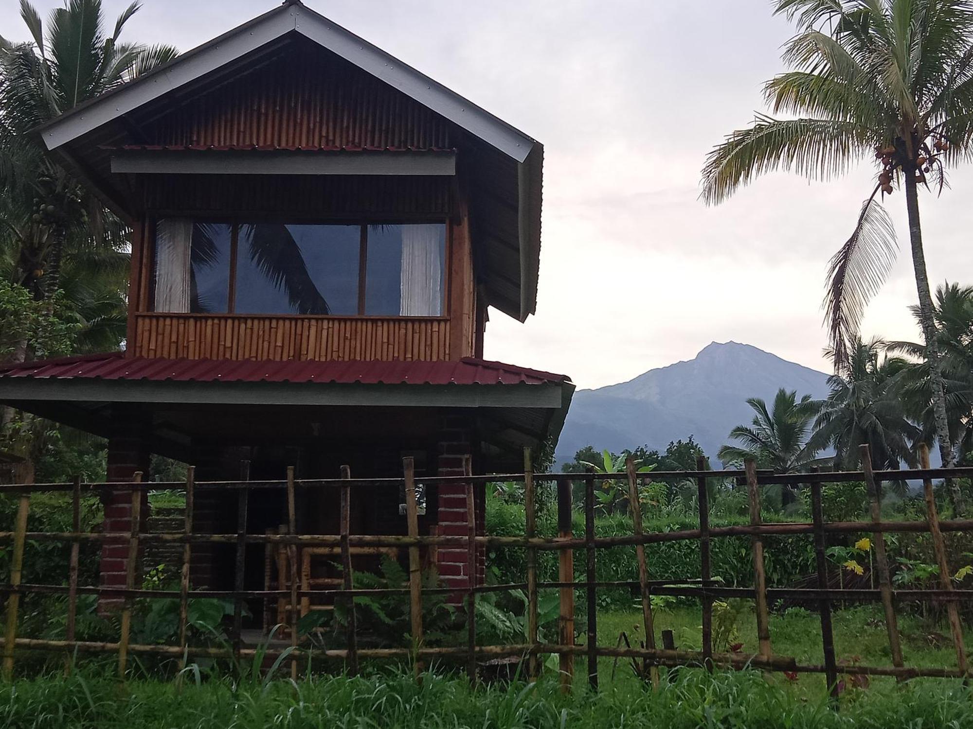 Coconut Homestay Тетебату Экстерьер фото