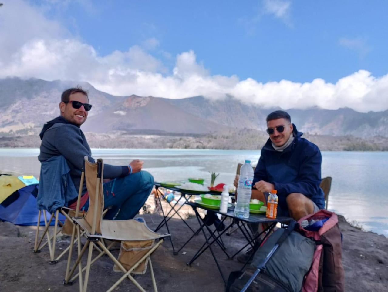 Coconut Homestay Тетебату Экстерьер фото